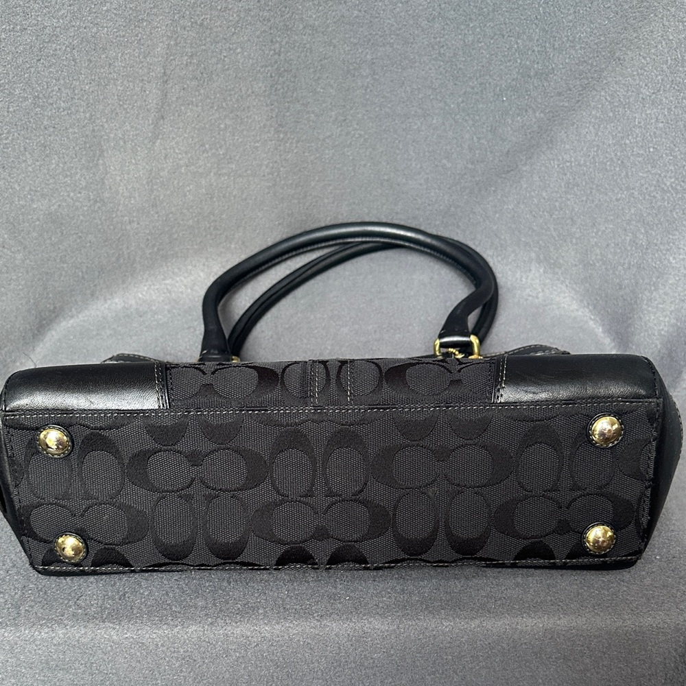 Coach Hampton 11063 Black Signature Medium Carry All Tote Shoulder Bag - Picture 11 of 16